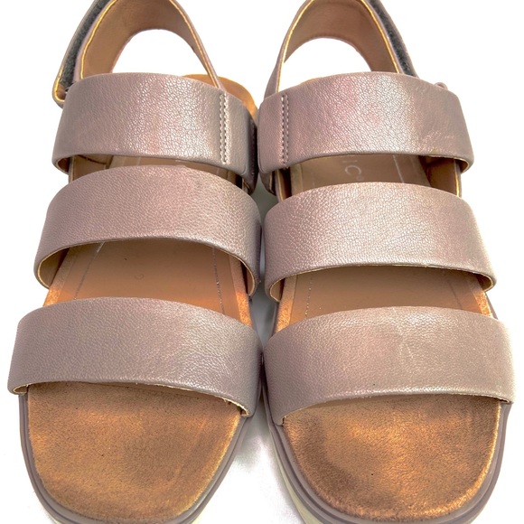 Vionic Leila Keomi sandal - Picture 2 of 4